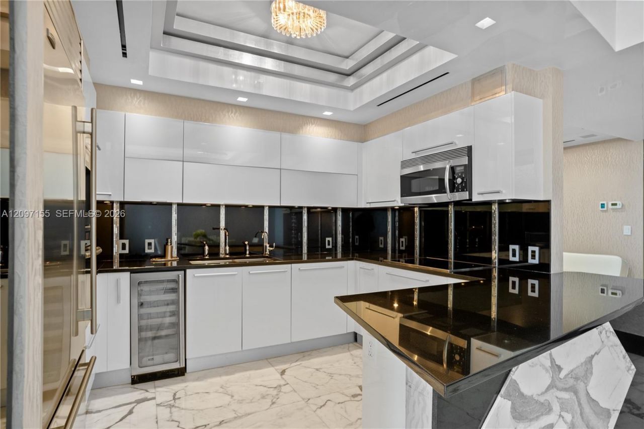 17121 Collins Ave, Unit 4203, Sunny Isles Beach, FL 33160 Photo