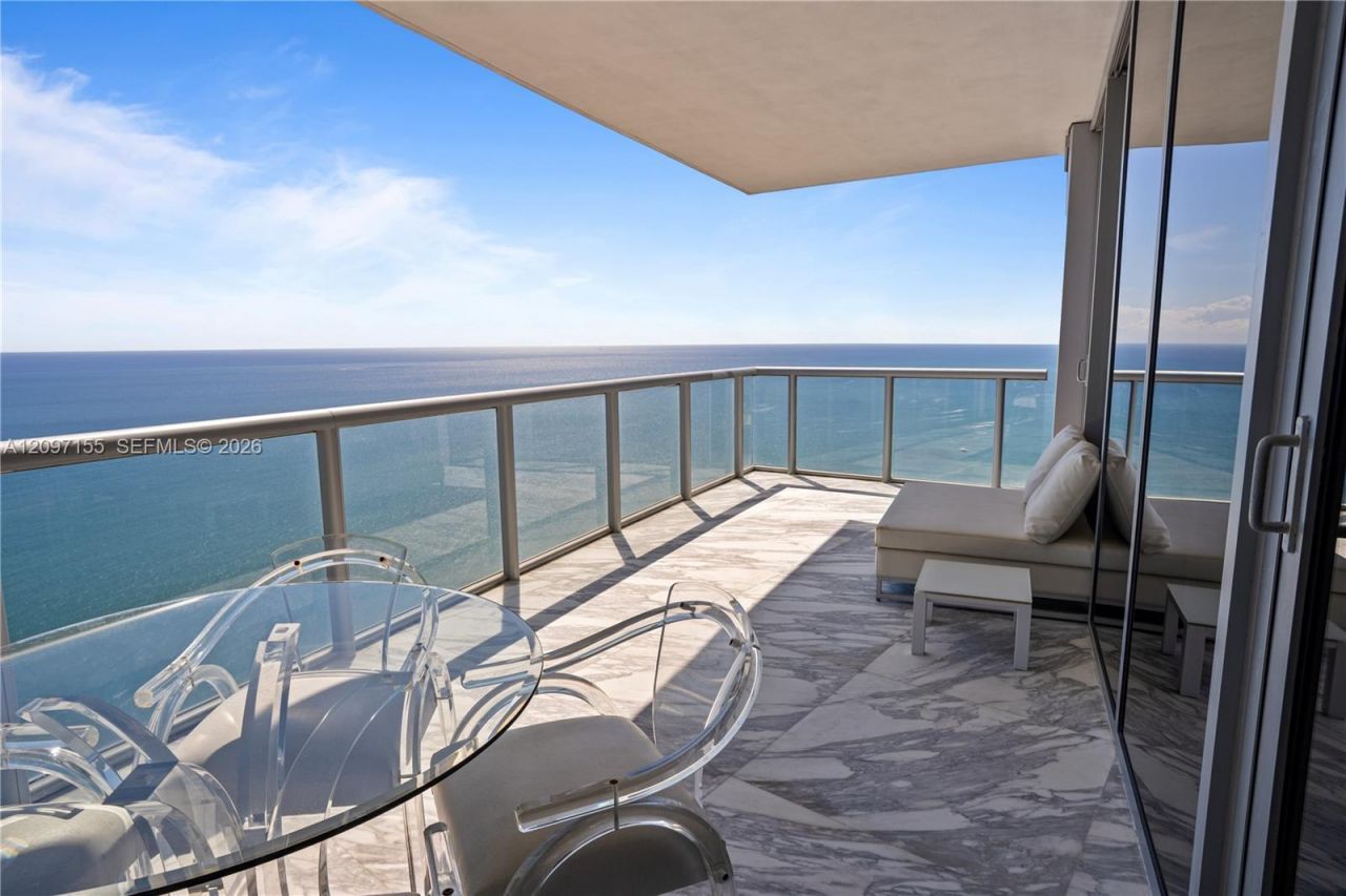 17121 Collins Ave, Unit 4203, Sunny Isles Beach, FL 33160 Photo