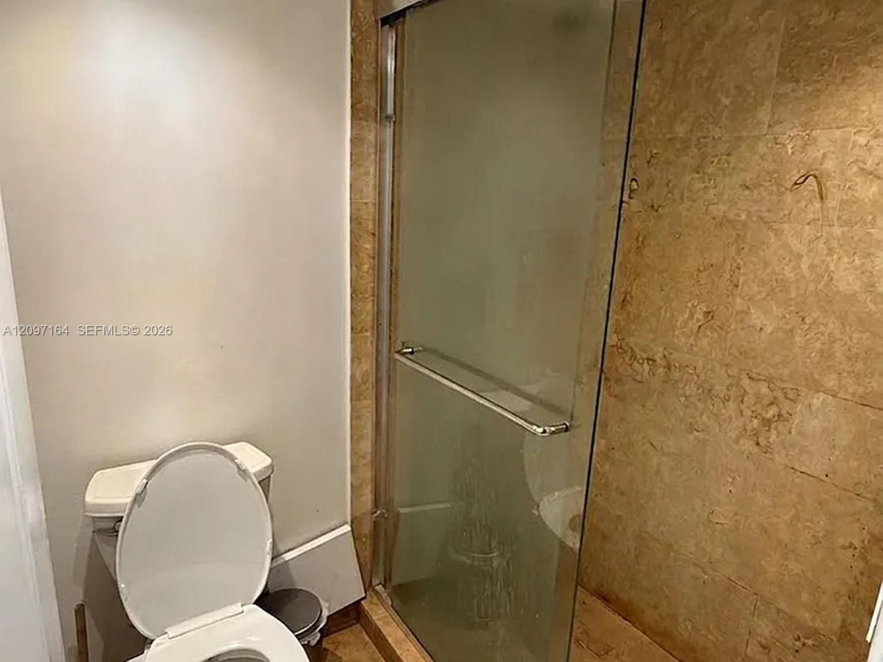 2450 NE 135th St , Unit 208, North Miami, FL 33181 Photo