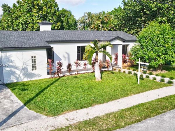 347 NE 110th St , Miami, FL 33161