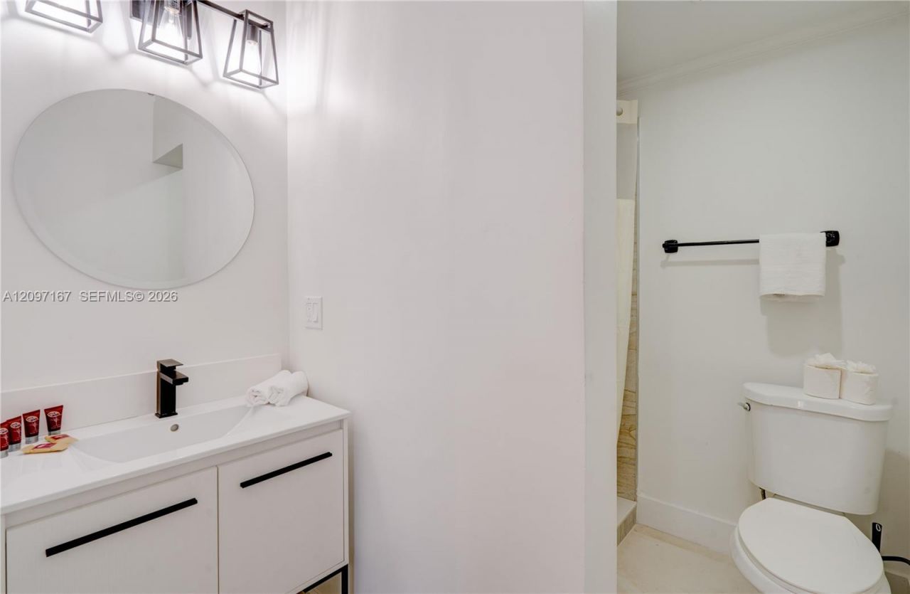 347 NE 110th St , Miami, FL 33161 Photo