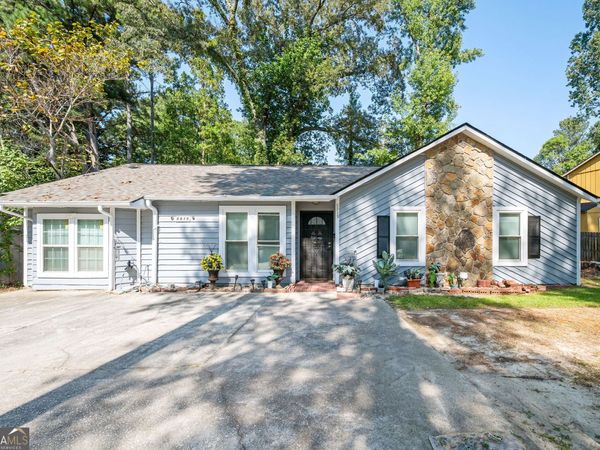 6919 Hickory Log Road, Austell, GA 30168