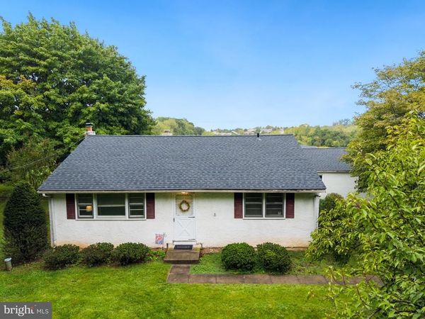325 E MOUNT KIRK AVENUE, EAGLEVILLE, PA 19403