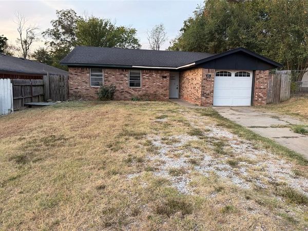 1811 Lewis Avenue, Seminole, OK 74868