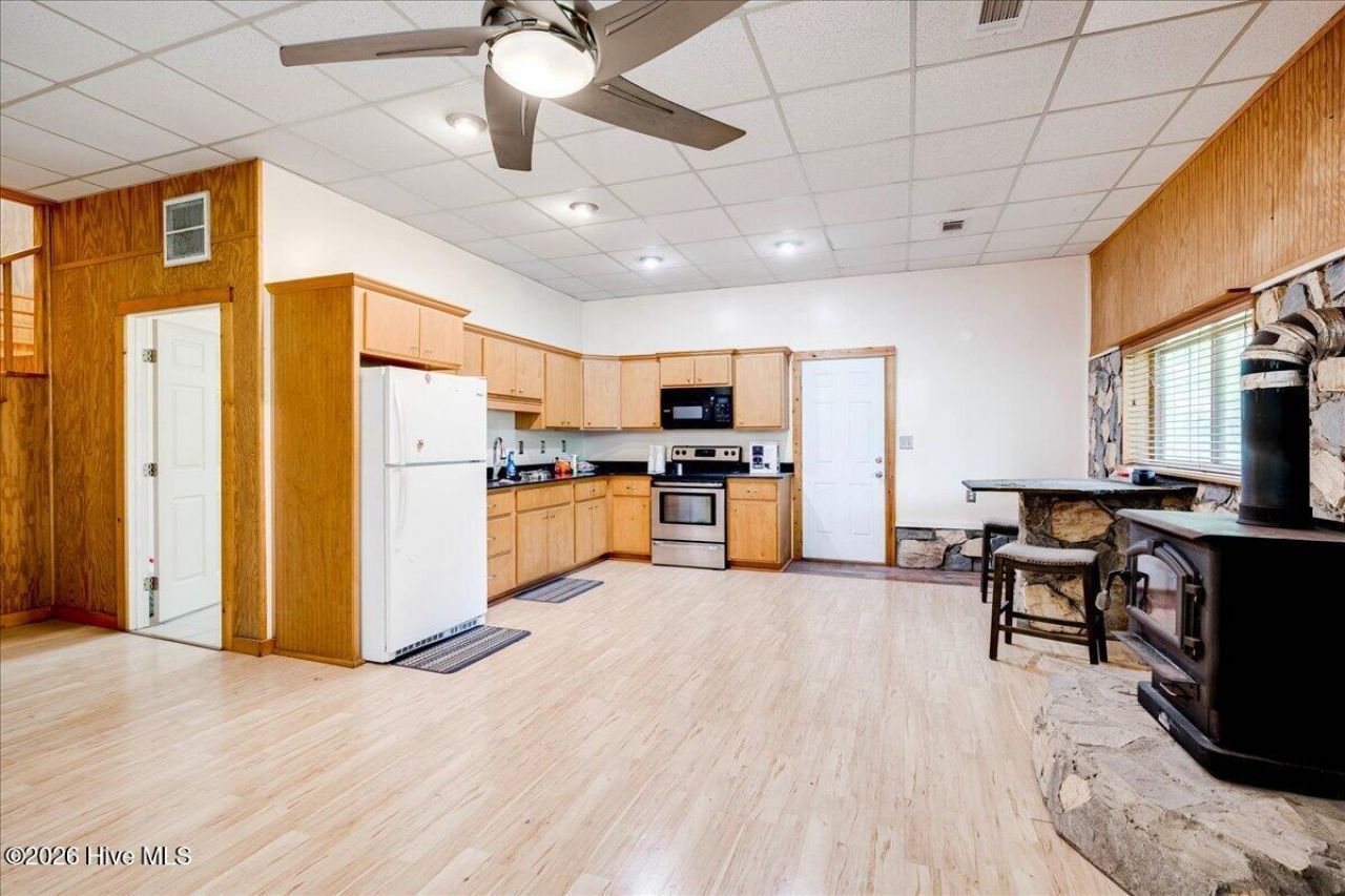 2657 Pine Log Road  Photo 23