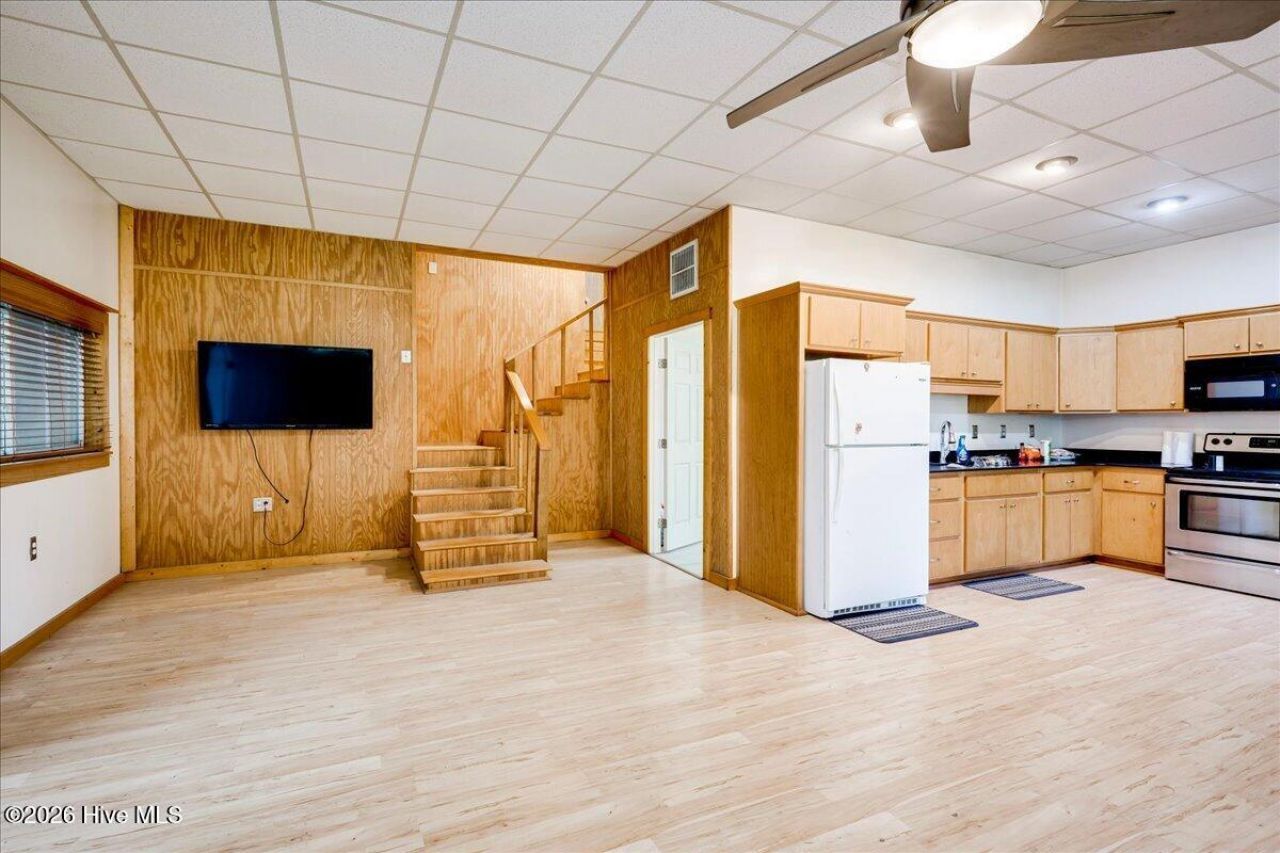 2657 Pine Log Road  Photo 25