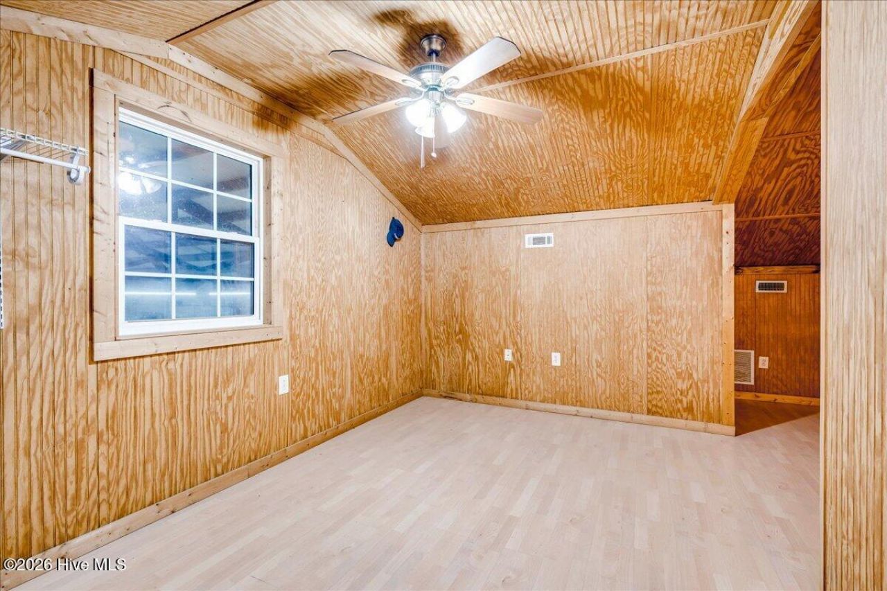2657 Pine Log Road  Photo 32