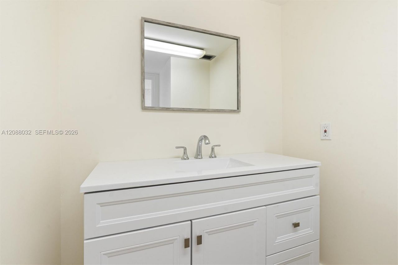 2100 S Ocean Ln, Unit 401, Fort Lauderdale, FL 33316 Photo