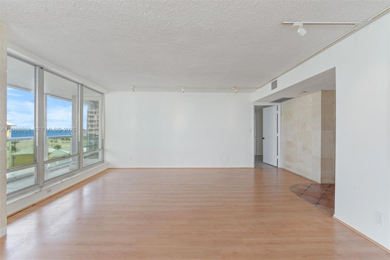 2100 S Ocean Ln, Unit 401, Fort Lauderdale, FL 33316 Photo