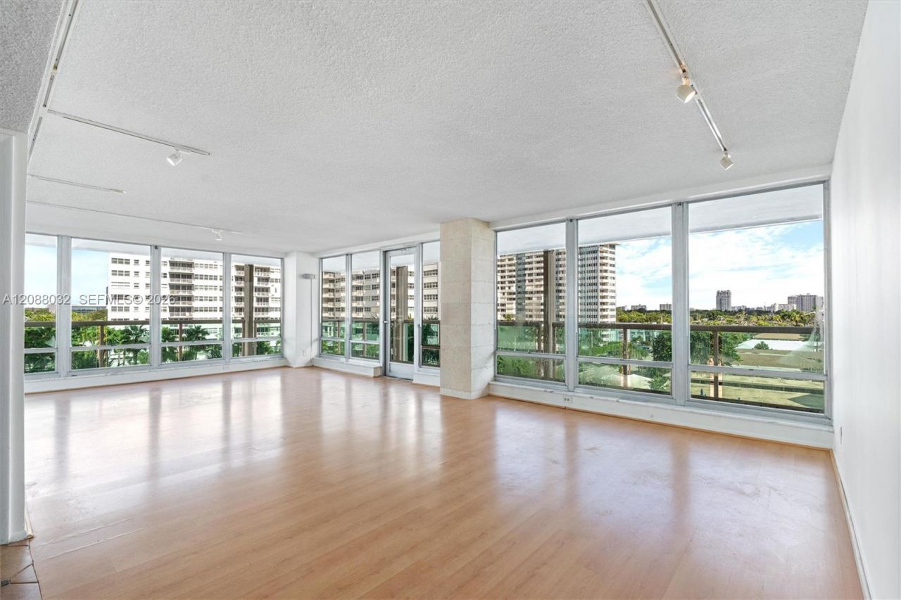 2100 S Ocean Ln, Unit 401, Fort Lauderdale, FL 33316 Photo