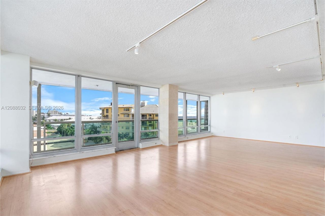 2100 S Ocean Ln, Unit 401, Fort Lauderdale, FL 33316 Photo