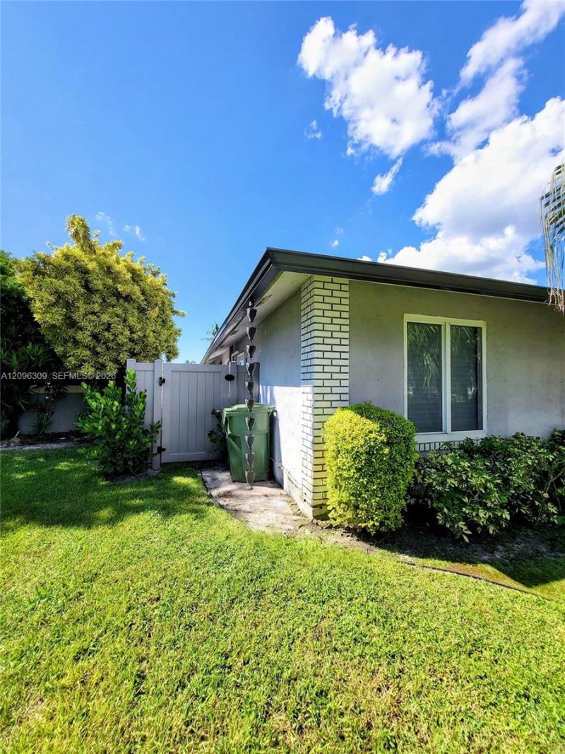 712 Juniper Pl , Wellington, FL 33414 Photo