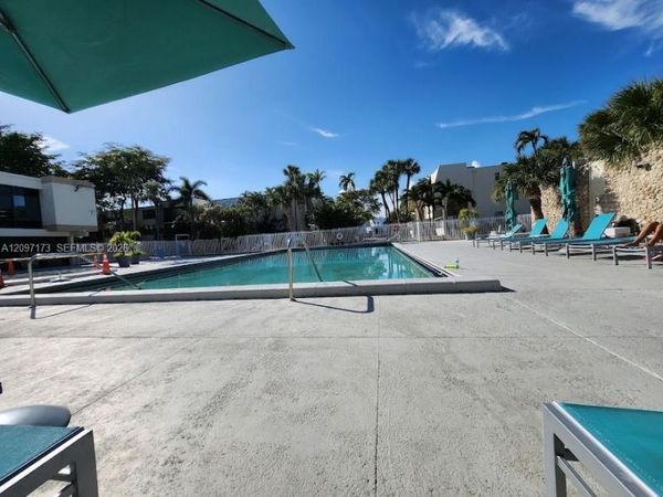 20200 W Country Club Dr , Unit 109, Aventura, FL 33180