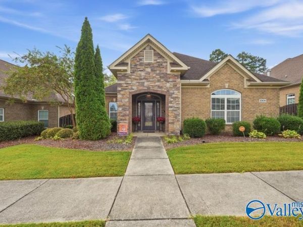 1004 Split Rock Cove, Huntsville, AL 35806