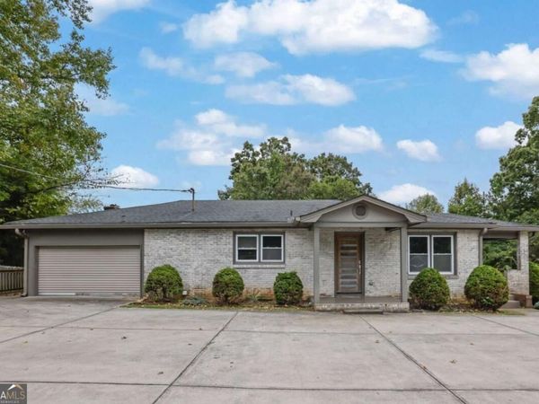 5638 Lake Acworth Drive NW, Acworth, GA 30101