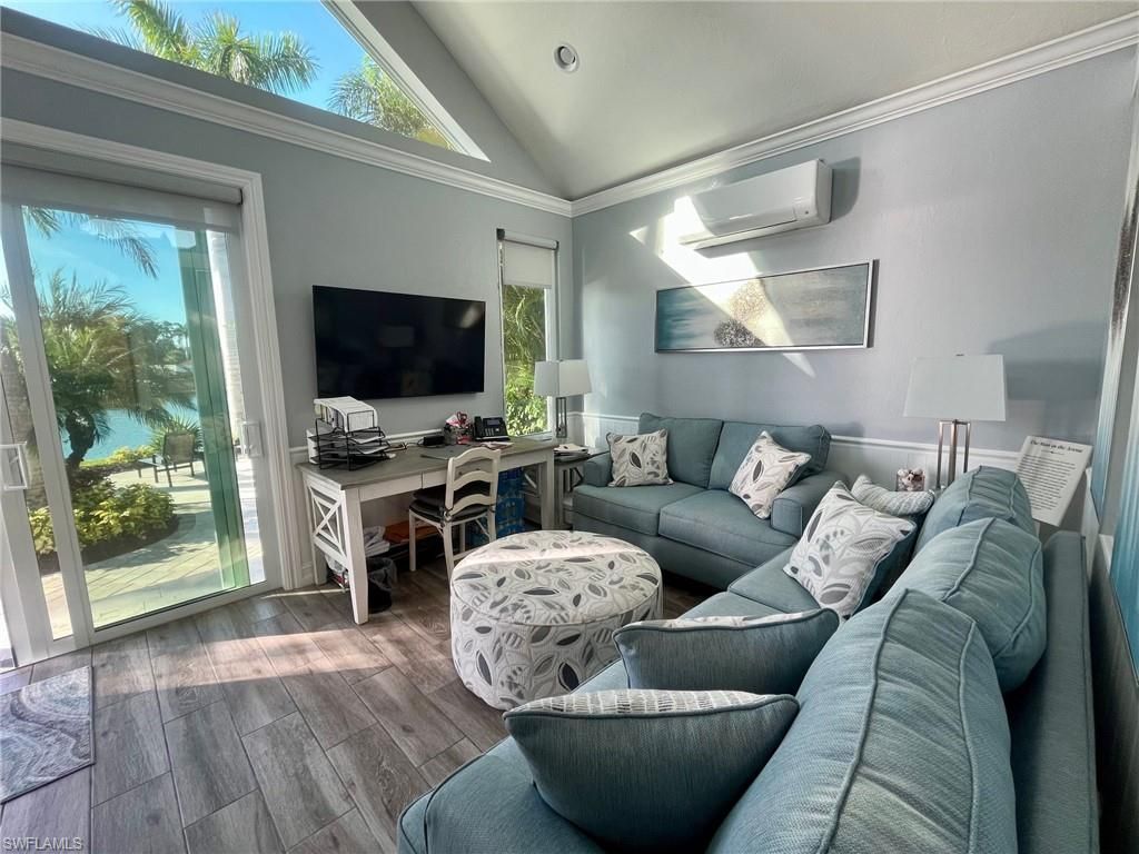 4736 Chariot Ct , Naples, FL 34114 Photo