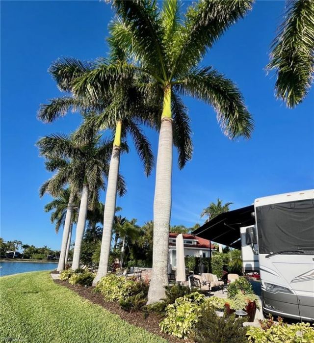 4736 Chariot Ct , Naples, FL 34114 Photo