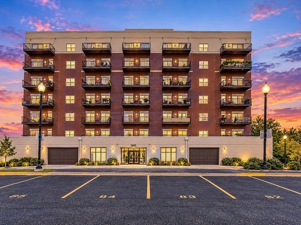 1650 Riverwoods Drive , Unit 603, Melrose Park, IL 60160