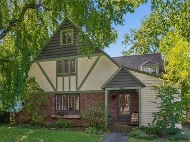 385 Hollywood Avenue , Rochester, NY 14618