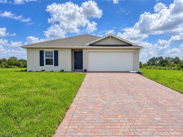 9018 S CASTLE CIR , LABELLE, FL 33935