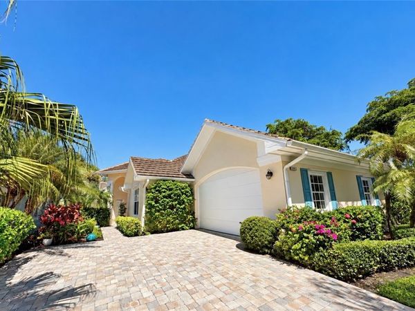 1740 N Orchid Island Circle, Vero Beach, FL 32963