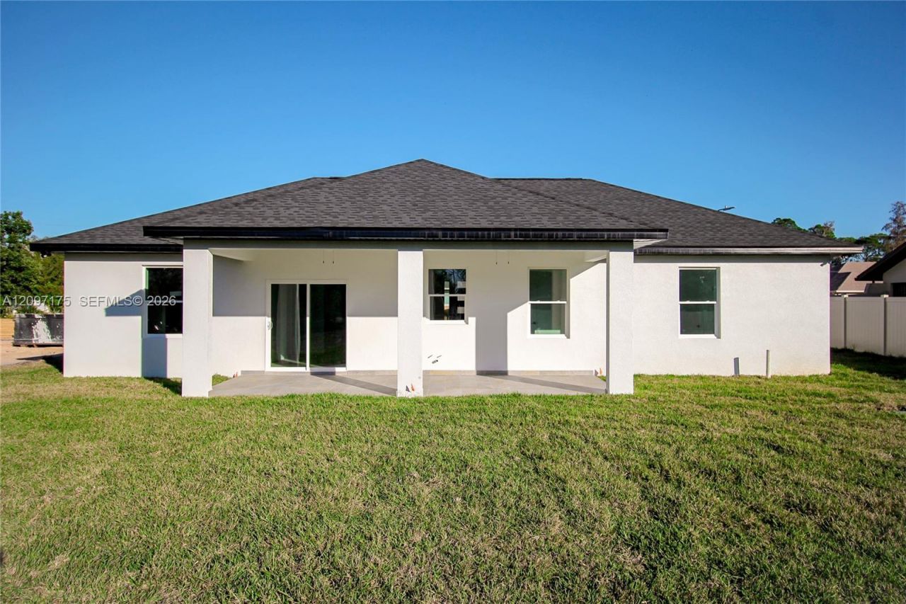 3915 El Rado Ave , Sebring, FL 33872 Photo