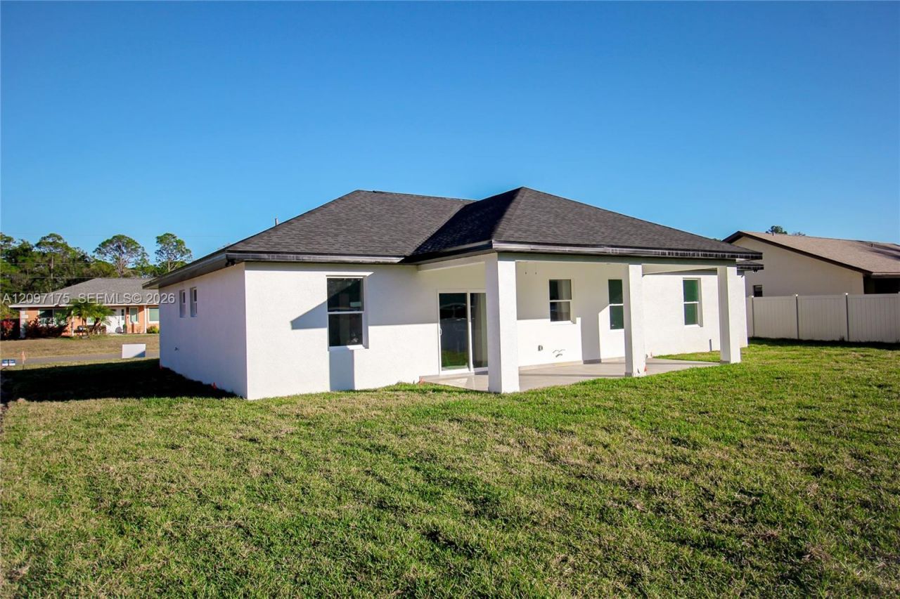 3915 El Rado Ave , Sebring, FL 33872 Photo