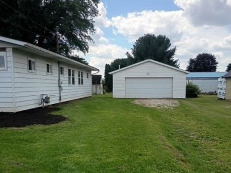 574 Lock Seventeen Rd SE, Gnadenhutten, OH 44629 Photo 2