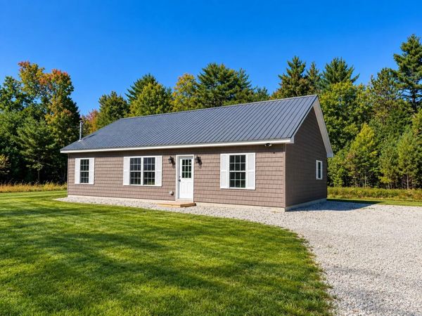 3 Wyatts Way , Oxford, ME 04270