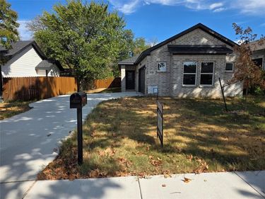 2638 Seevers Avenue, Dallas, TX 75216