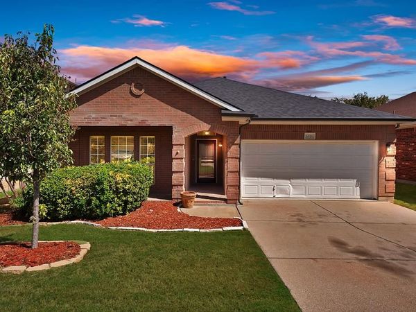 6016 Horse Trap Drive , Fort Worth, TX 76179