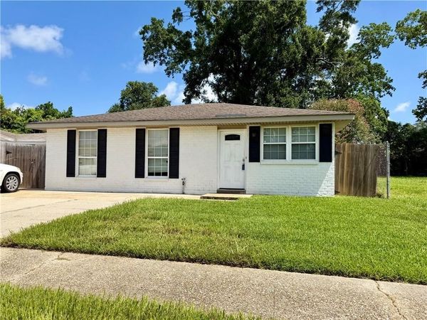 2612 TAFFY Drive, Marrero, LA 70072