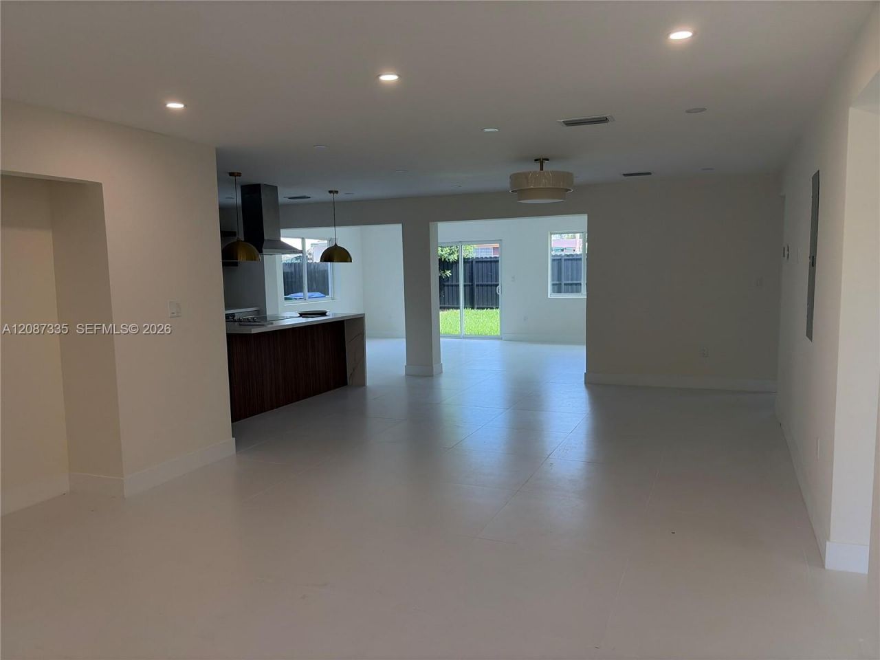 2315 NW 3rd St , Miami, FL 33125 Photo