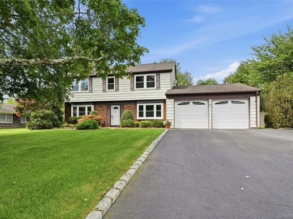 20 Hastings Drive, Stony Brook, NY 11790