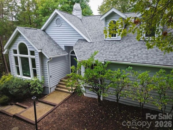 212 Ridgeway Road, Lake Lure, NC 28746