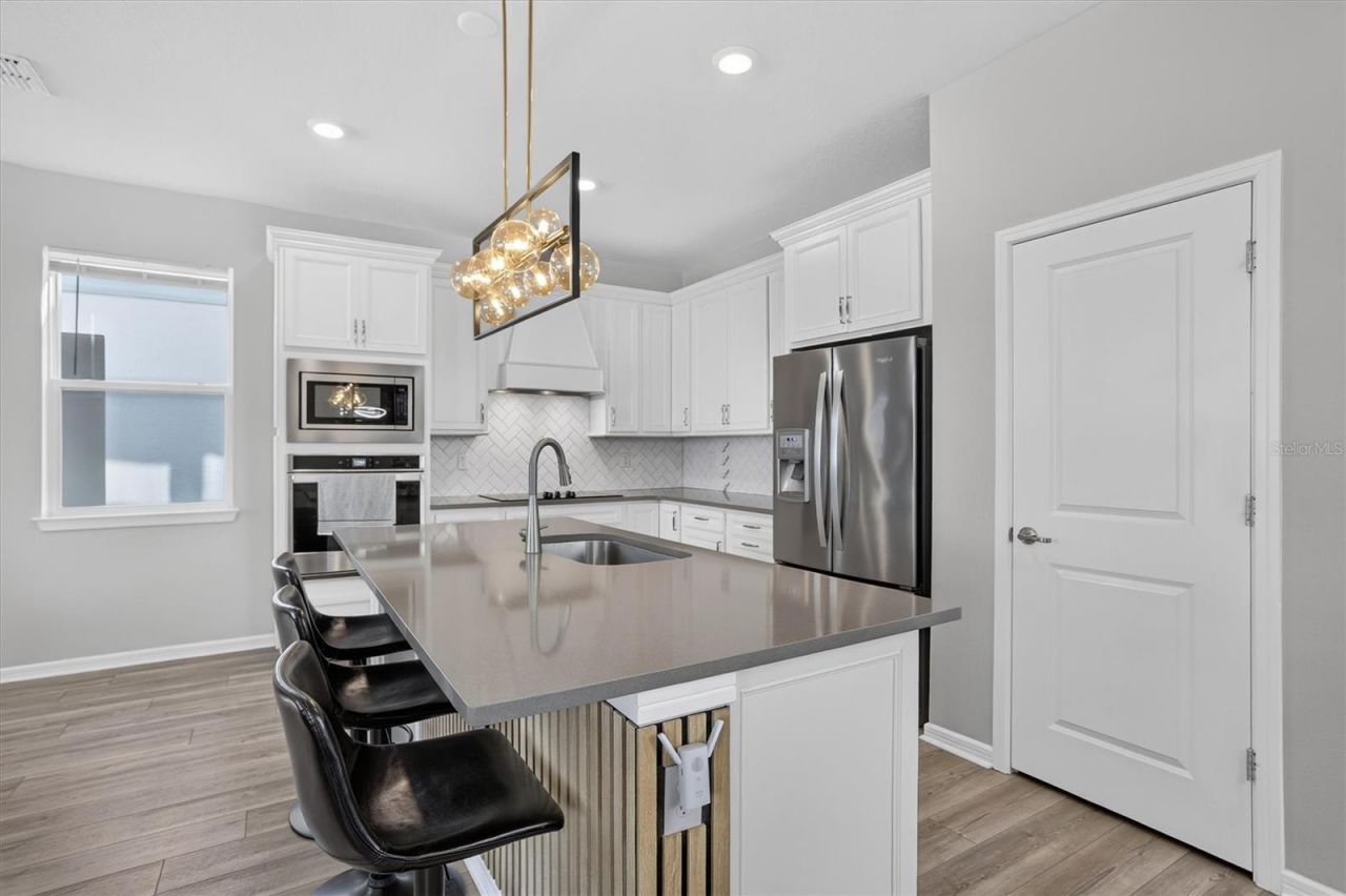 10233 Folly Beach Rd , Orlando, FL 32827 Photo