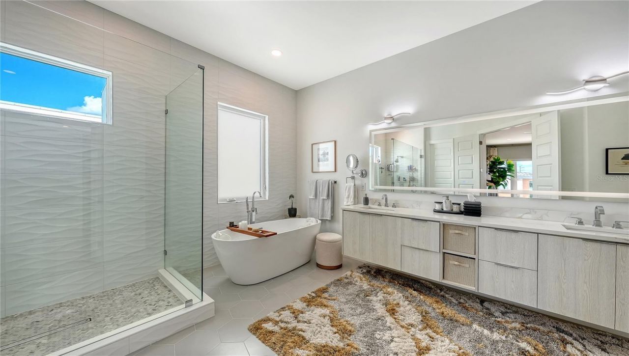 4726 Rivetta Court, Sarasota, FL 34231 Photo