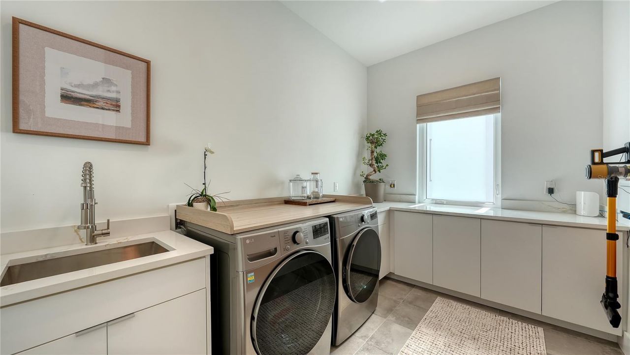 4726 Rivetta Court, Sarasota, FL 34231 Photo