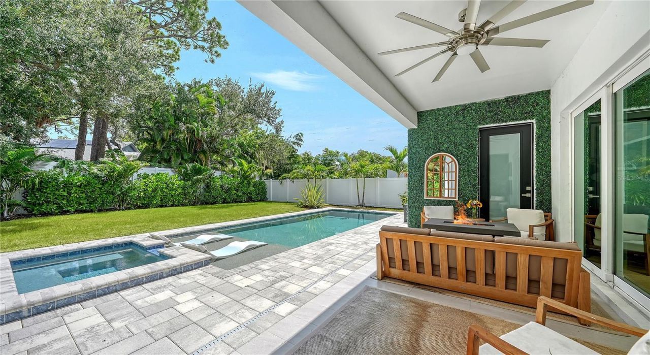 4726 Rivetta Court, Sarasota, FL 34231 Photo