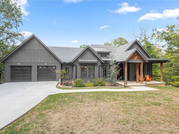 28 Attleborough Lane , Bella Vista, AR 72714