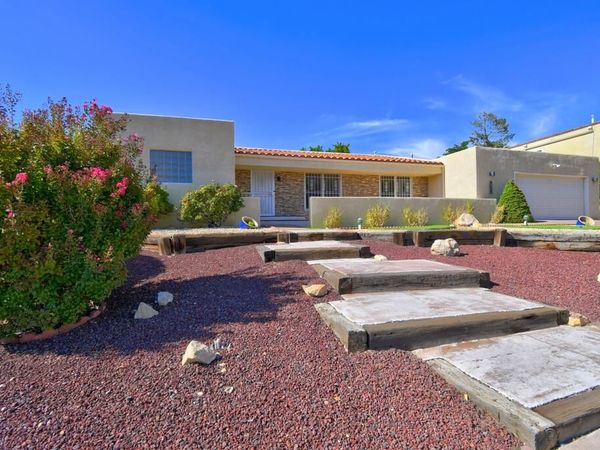 9301 Camino Del Sol NE, Albuquerque, NM 87111