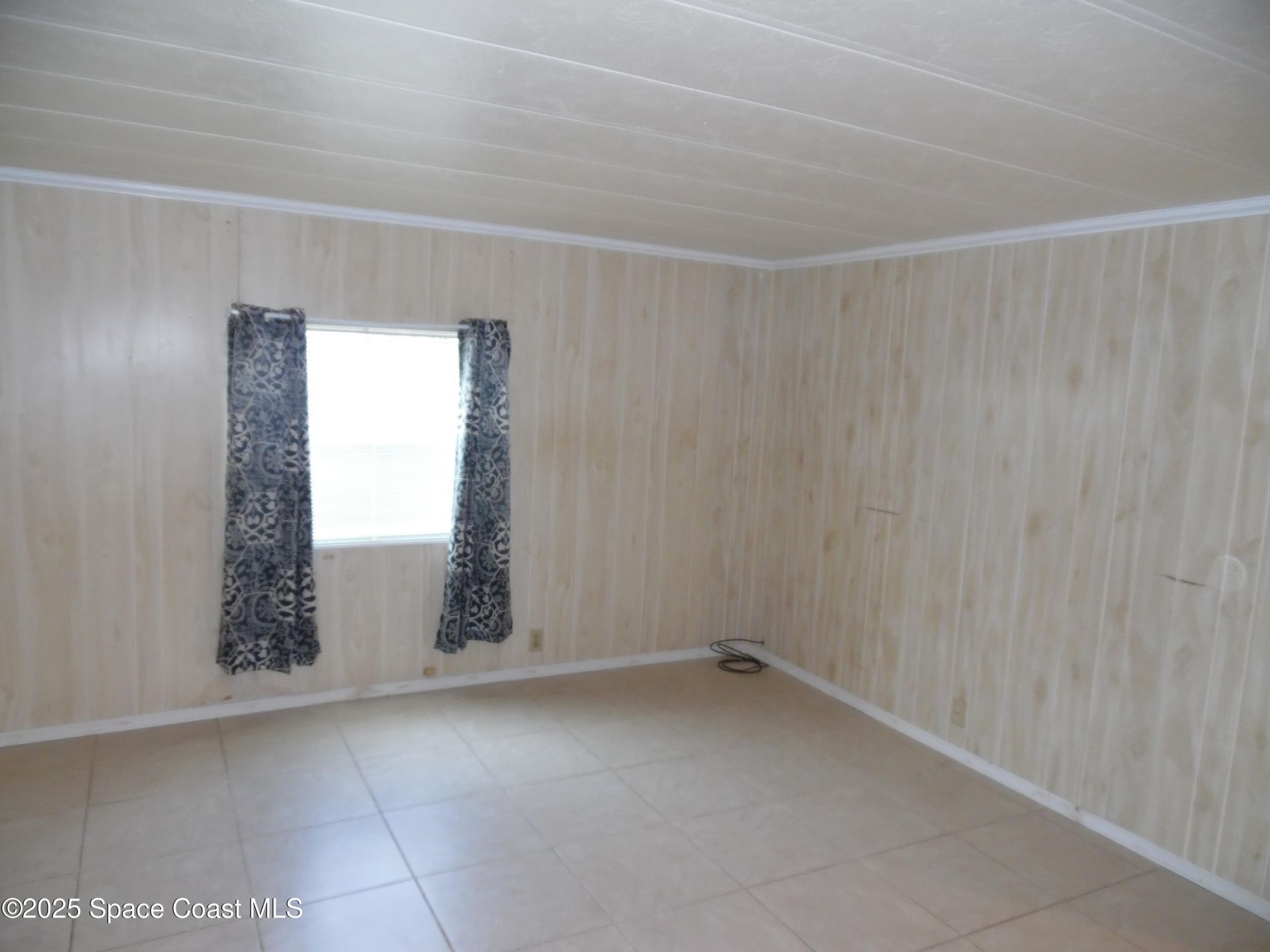 7596 E Boxelder Road N , Sebastian, FL 32976 Photo