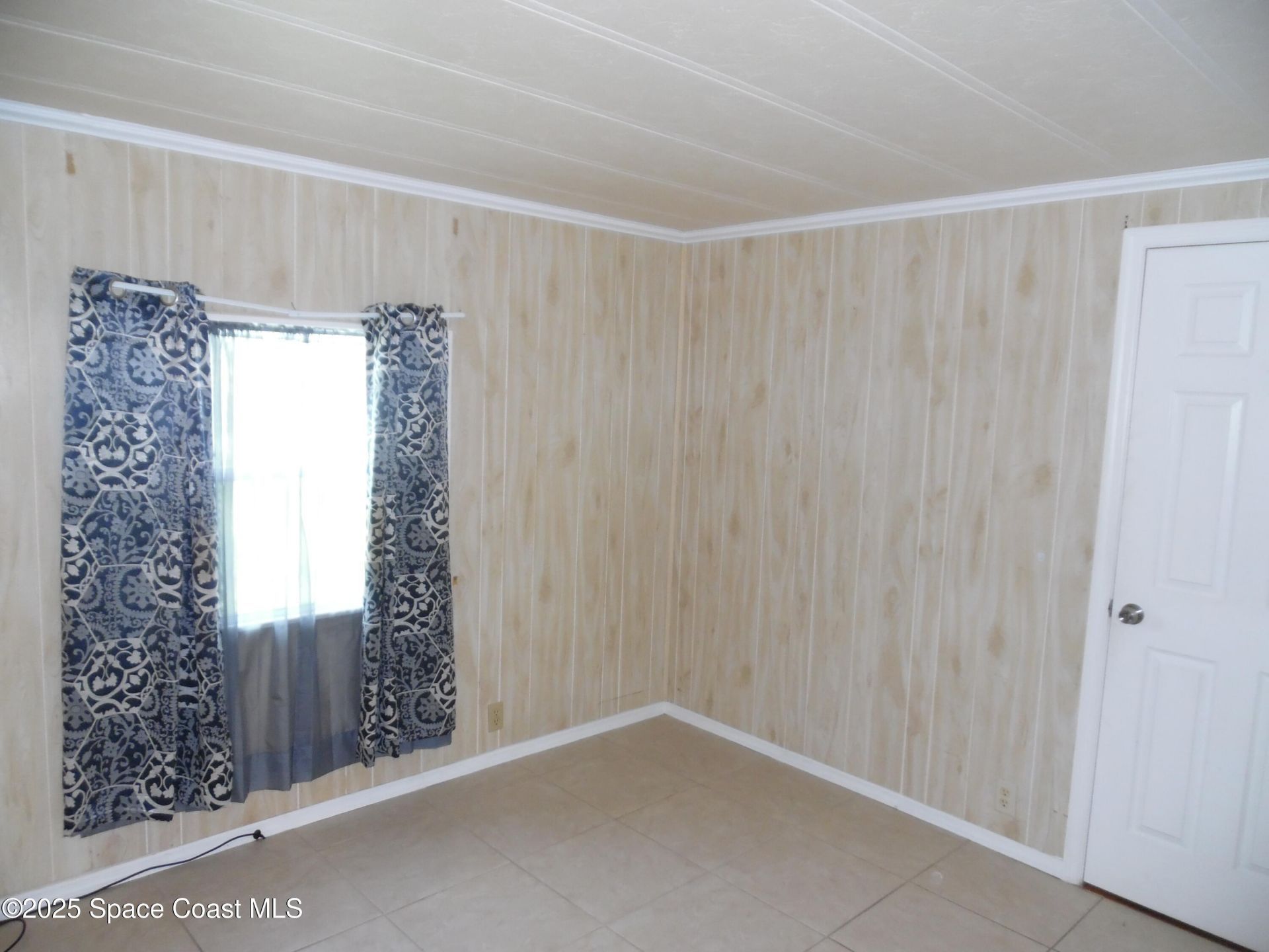 7596 E Boxelder Road N , Sebastian, FL 32976 Photo