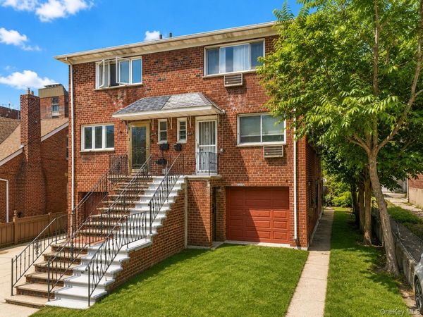 6722 Burns Street , Forest Hills, NY 11375