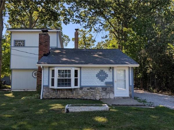 424 E 319th Street, Willowick, OH 44095