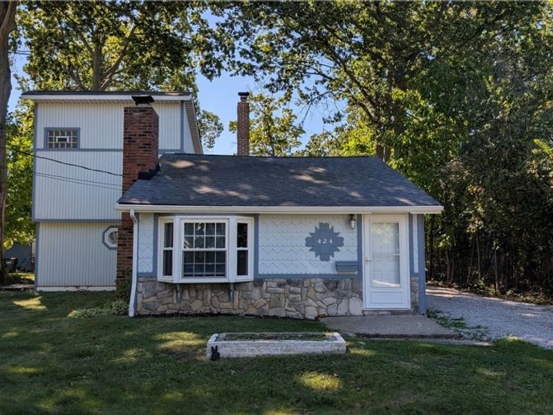 424 E 319th Street, Willowick, OH 44095 Photo 1
