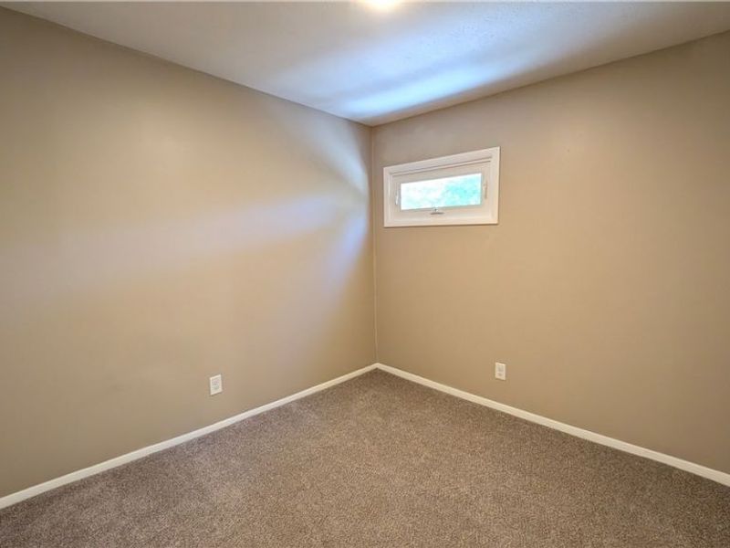 424 E 319th Street, Willowick, OH 44095 Photo 21
