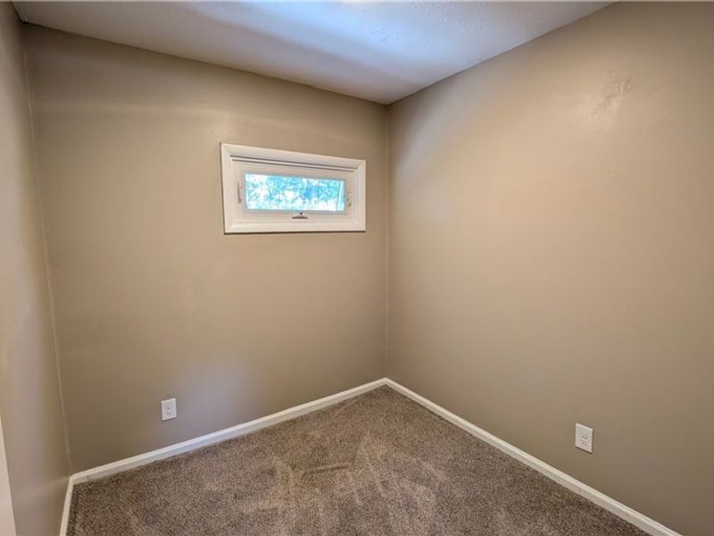 424 E 319th Street, Willowick, OH 44095 Photo 23