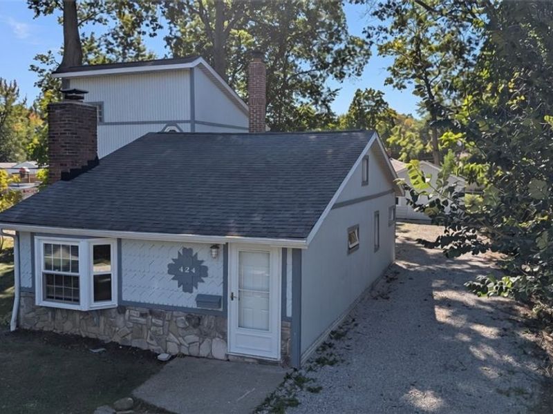 424 E 319th Street, Willowick, OH 44095 Photo 5