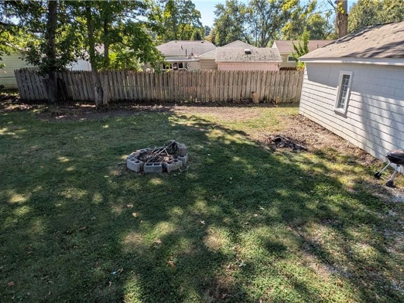 424 E 319th Street, Willowick, OH 44095 Photo 9